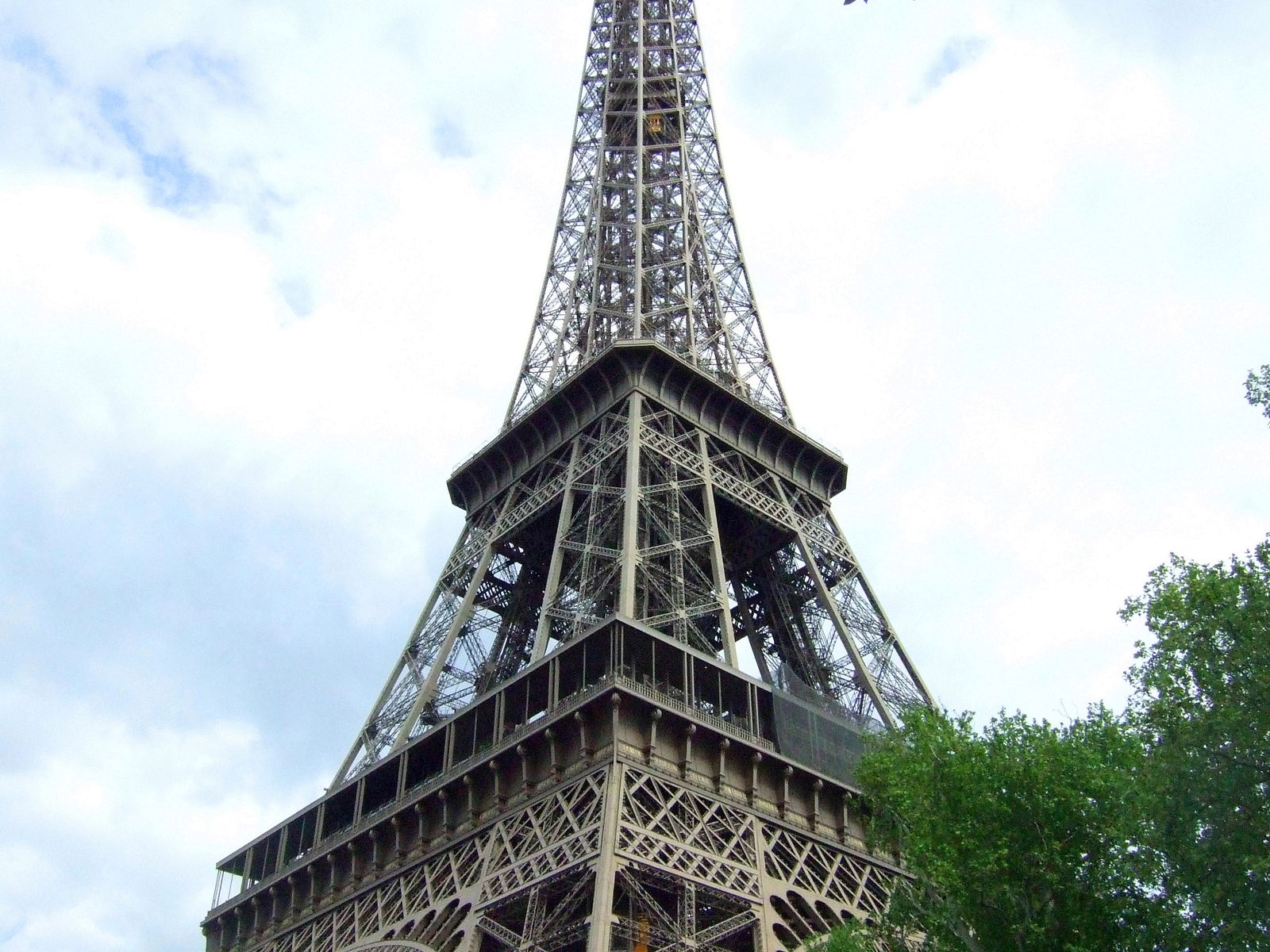 Paris-Eifelturm_1.jpg